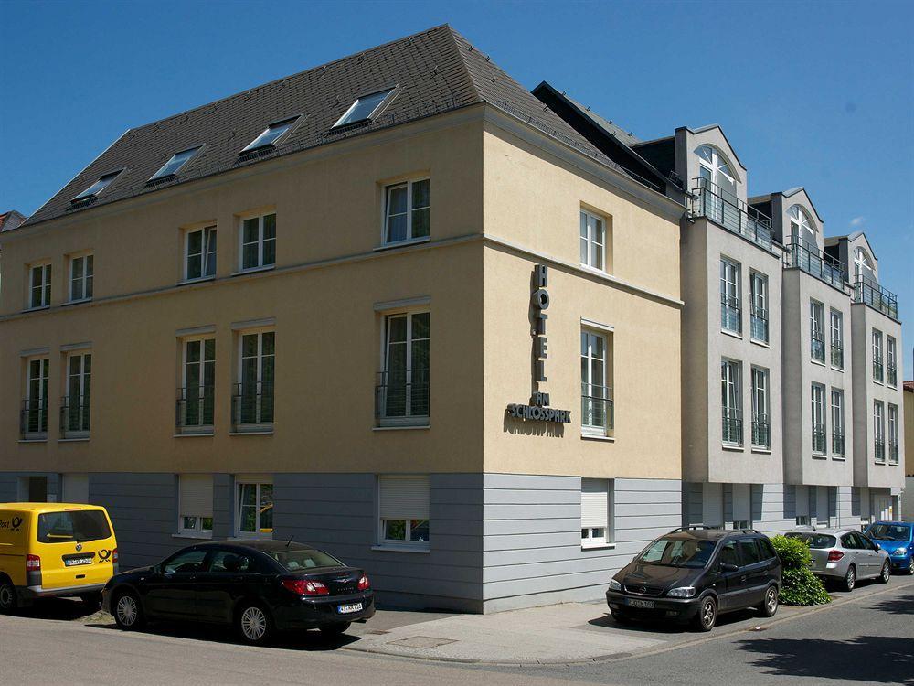 Hotel Am Schlosspark , Wiesbaden Esterno foto