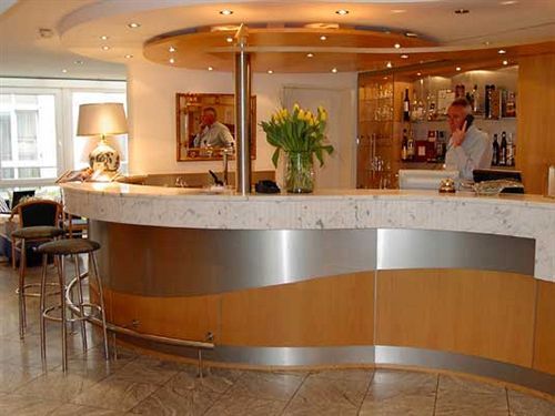 Hotel Am Schlosspark , Wiesbaden Interno foto